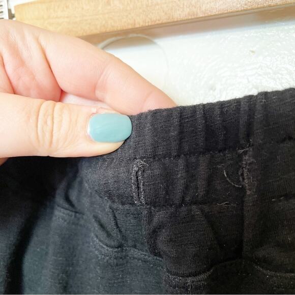 Sundry for Evereve Everyday Pocket Jogger Pants in Black Soft Knit Size 4 - Picture 5 of 7